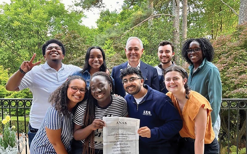 President Ángel Cabrera with the graduating members of ANAK: (Top row, L-R) Jalen Borne, Mahogany Labor, Cabrera, Elias Winterscheidt, and Camille Trotman; (bottom row L-R) Aimée Marie Ogando Melo, Derin Aladesanmi, Amogh Gadekar, and Megan Kemp.